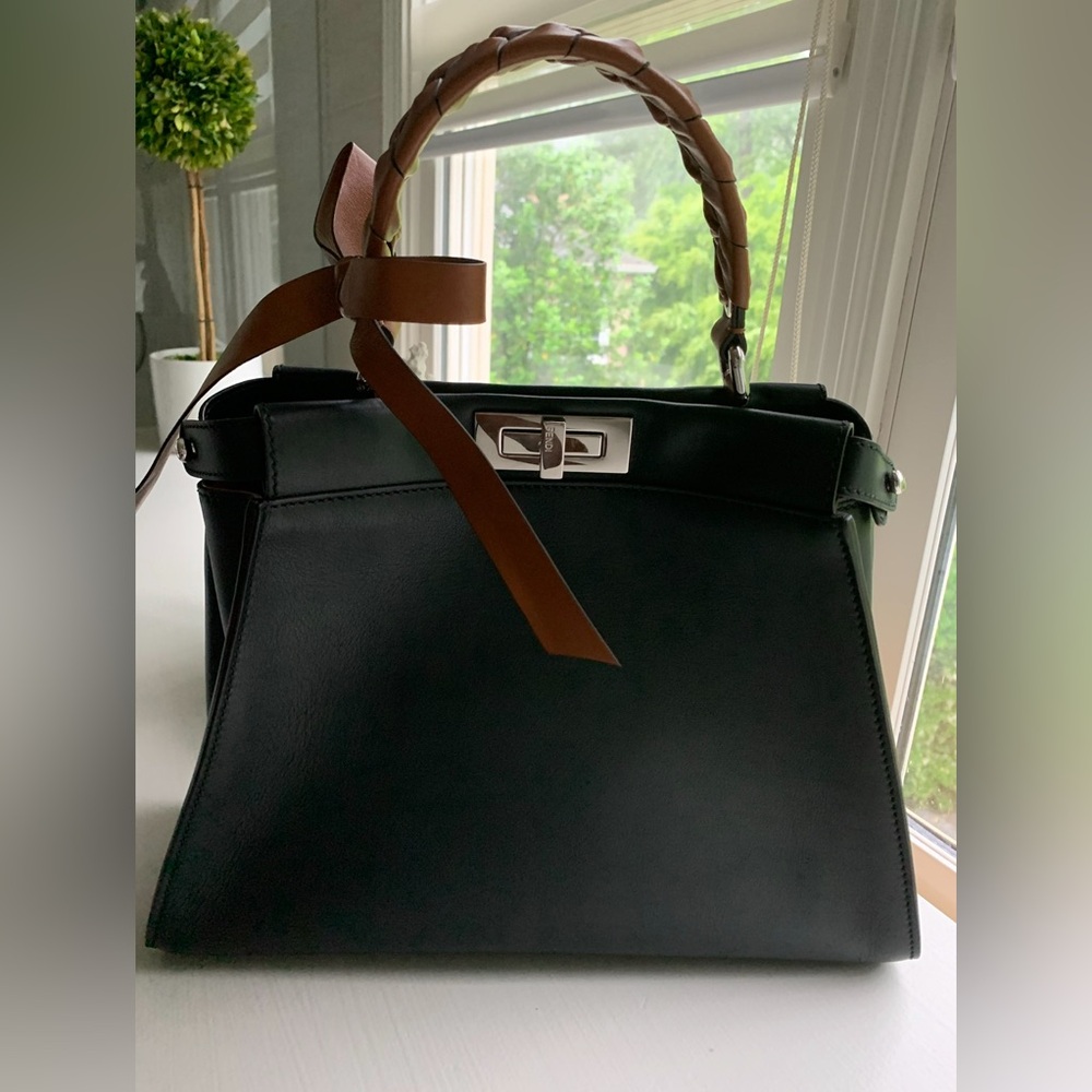 Fendi Iconic Peekaboo Medium
NWT